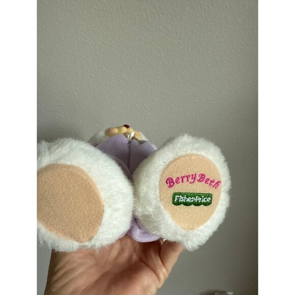 Vintage 90’s Fisher-Price Briarberry  Bear Berry Beth 9" - Picture 3 of 4